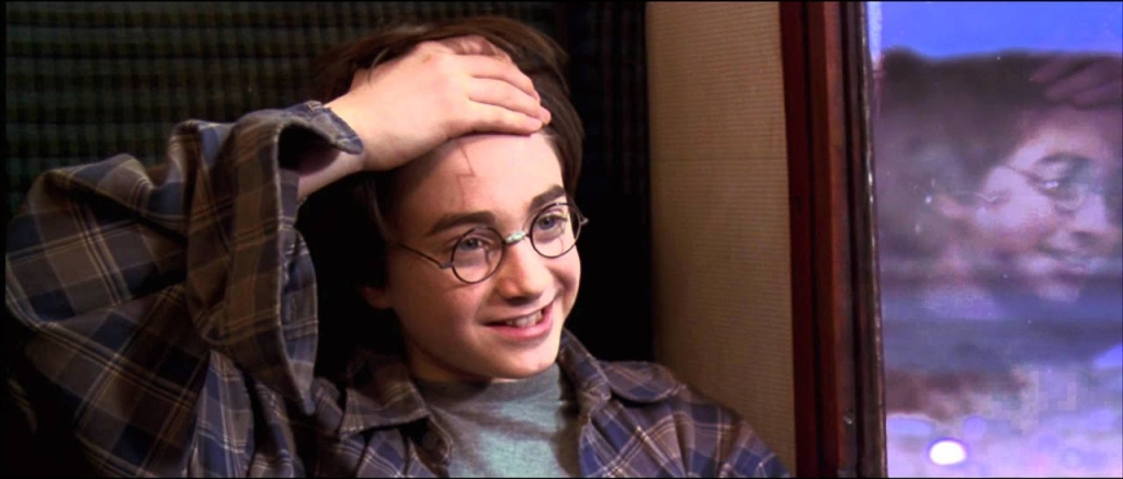 Harry Potter e la Pietra filosofale. CAP 6: In partenza dal binario nove e tre quarti
